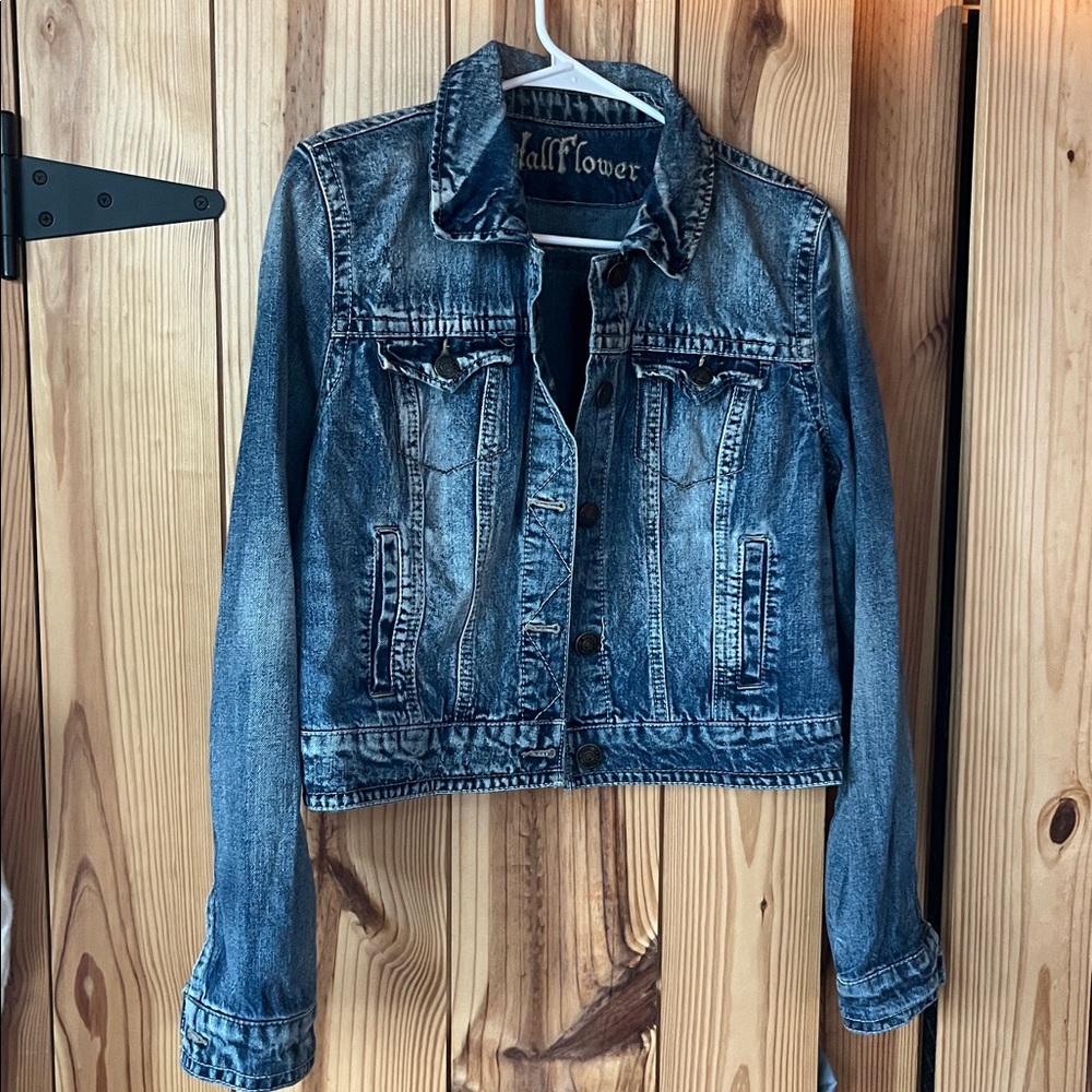 Wallflower Light Blue Women's Denim Jacket